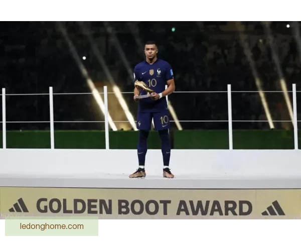 2026世界杯金靴奖竞争激烈 谁能摘得世界足球顶级荣耀的桂冠