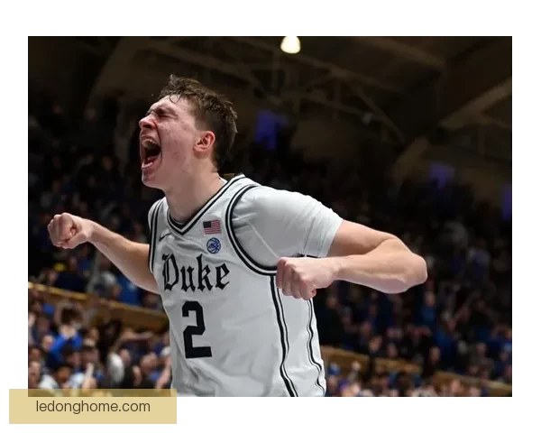 布朗尼讲述与父亲单挑赢得胜利导致家中篮板破裂的趣事